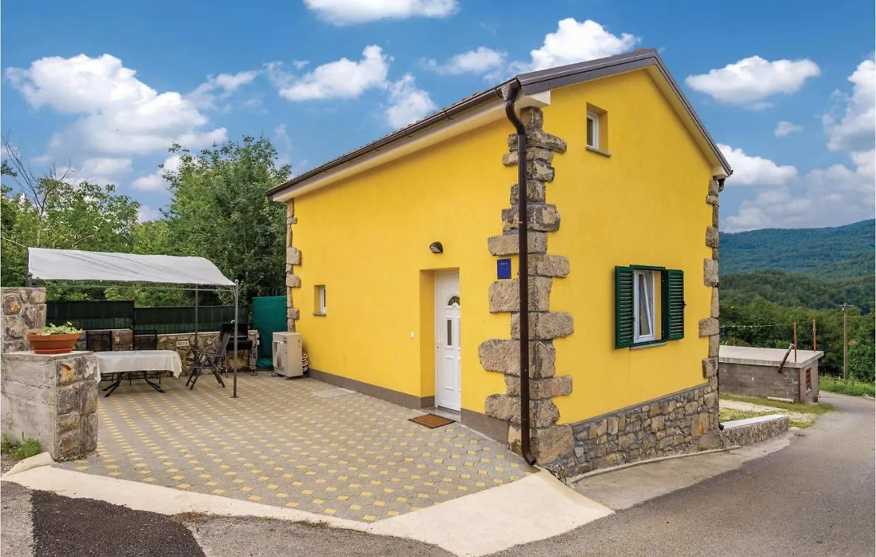 Holiday home Stunning Home In Jurdani With 3 Bedrooms And Wifi