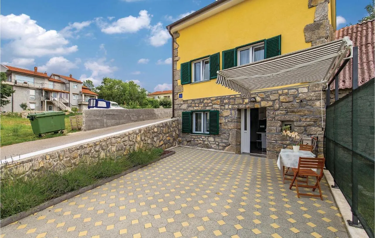 Stunning Home In Jurdani With 3 Bedrooms And Wifi Holiday home