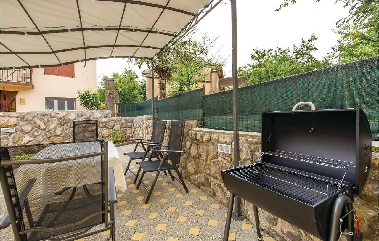 Holiday home Stunning Home In Jurdani With 3 Bedrooms And Wifi