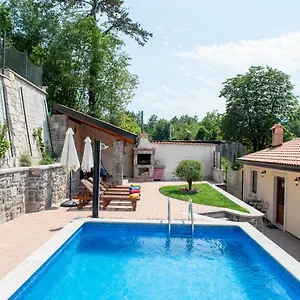 Villa Kuca Za Odmor, Jurdani